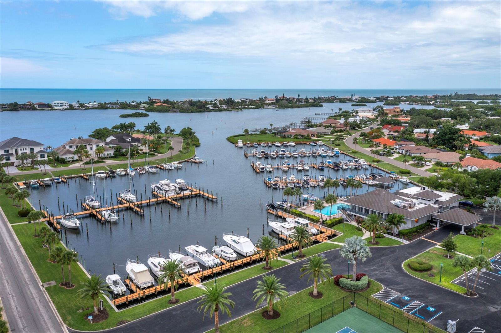 SOUTHBAY YACHT & RACQUET CLUB - Residential