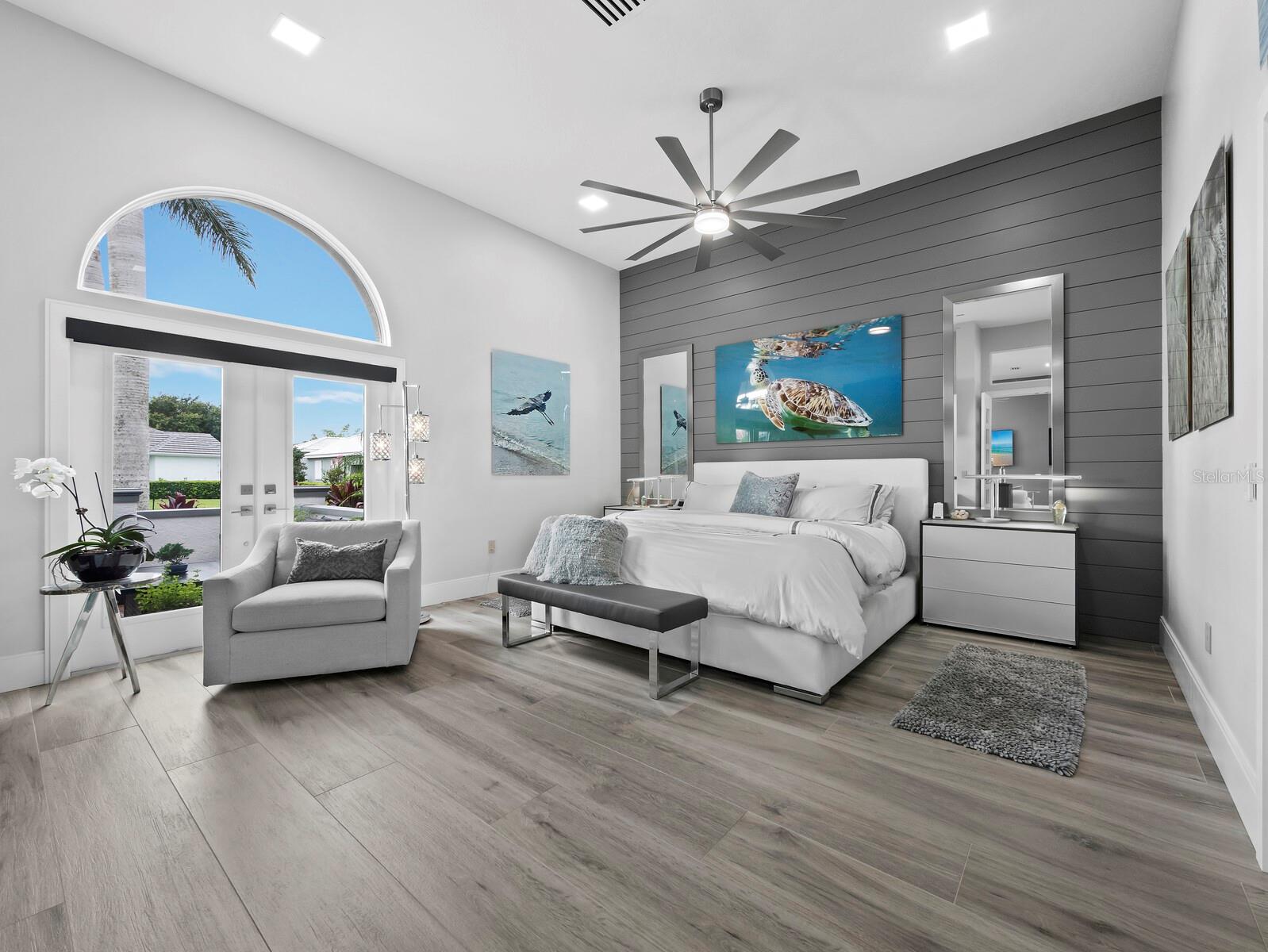 SOUTHBAY YACHT & RACQUET CLUB - Residential