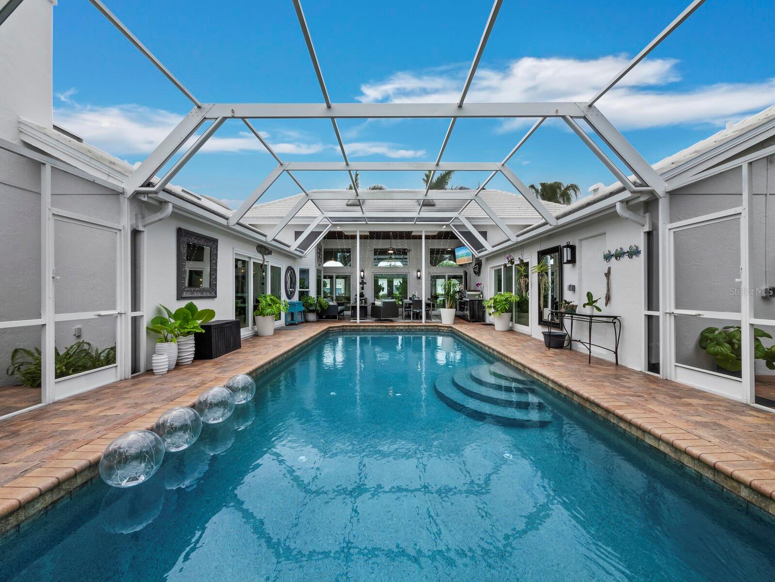 SOUTHBAY YACHT & RACQUET CLUB - Residential