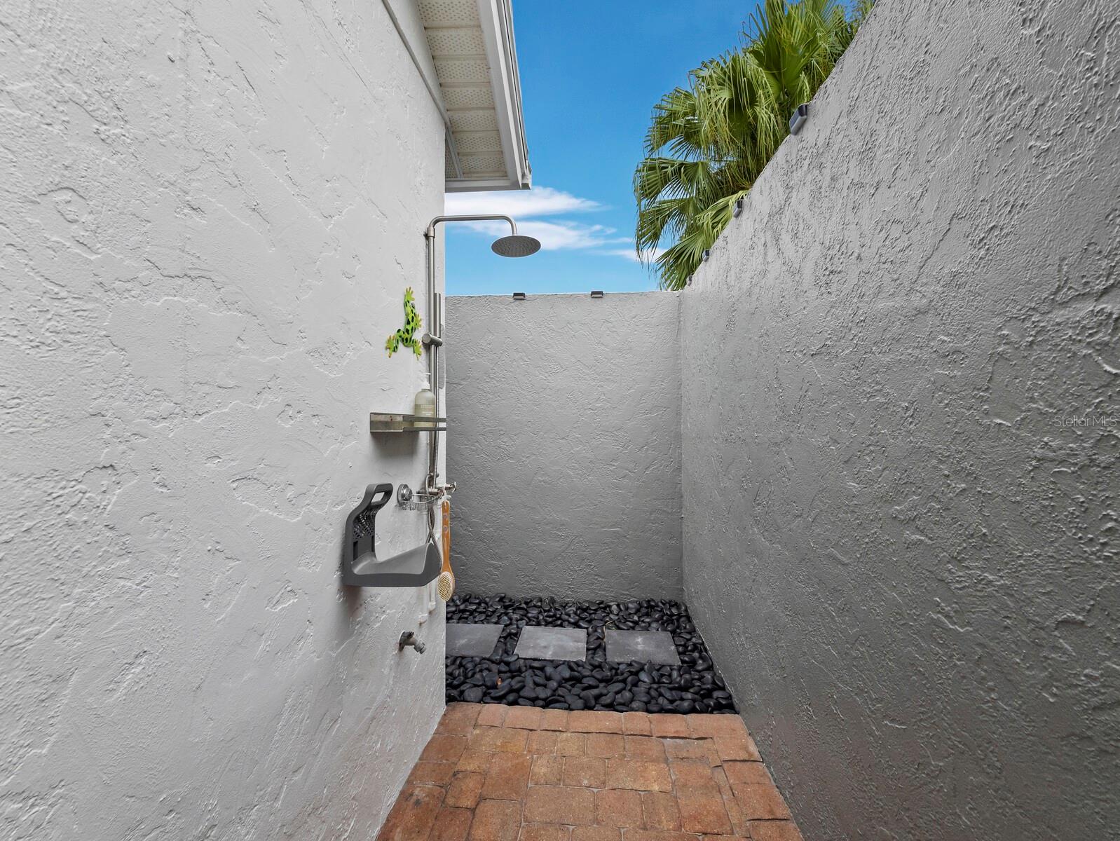 SOUTHBAY YACHT & RACQUET CLUB - Residential