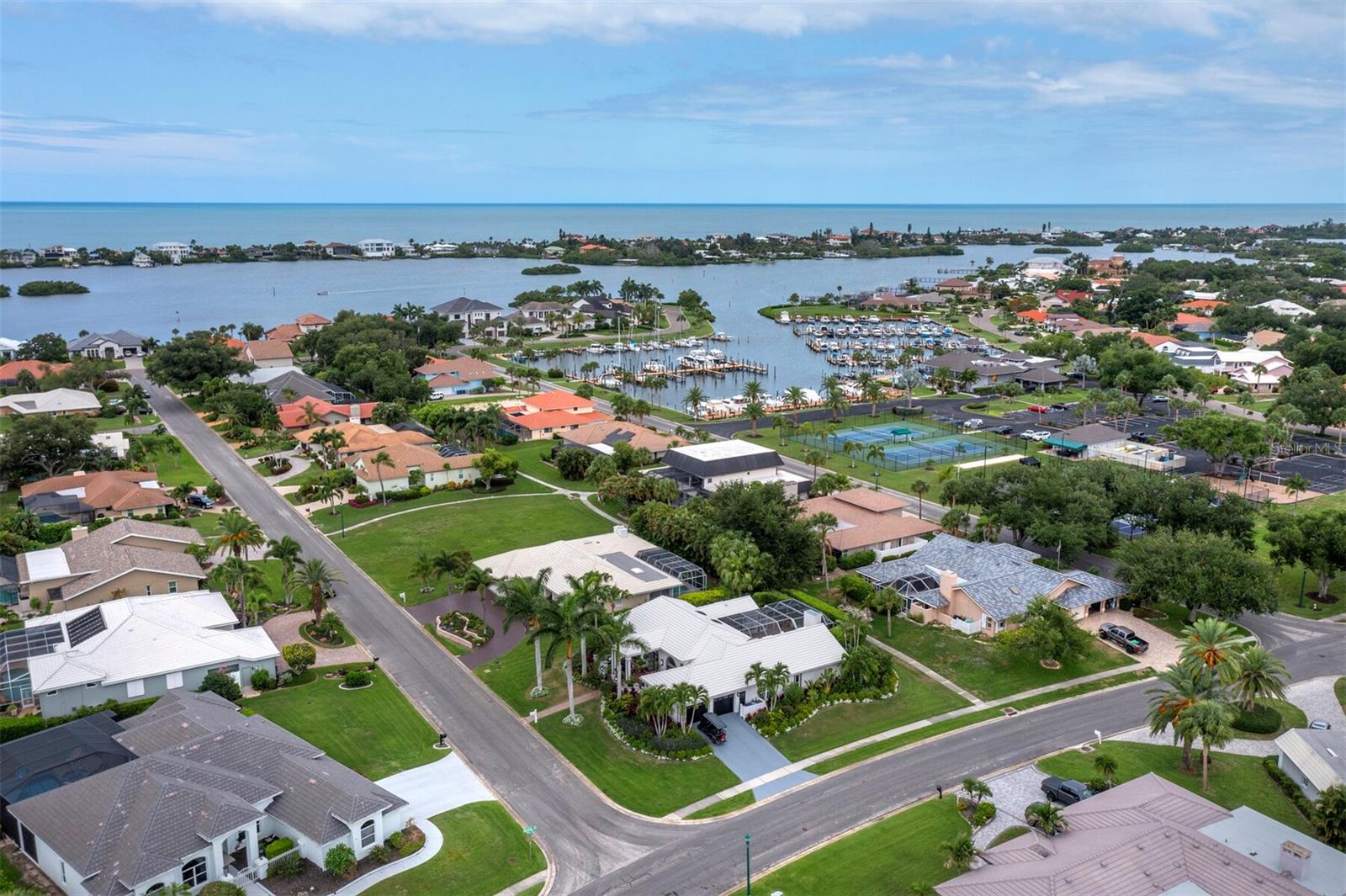 SOUTHBAY YACHT & RACQUET CLUB - Residential