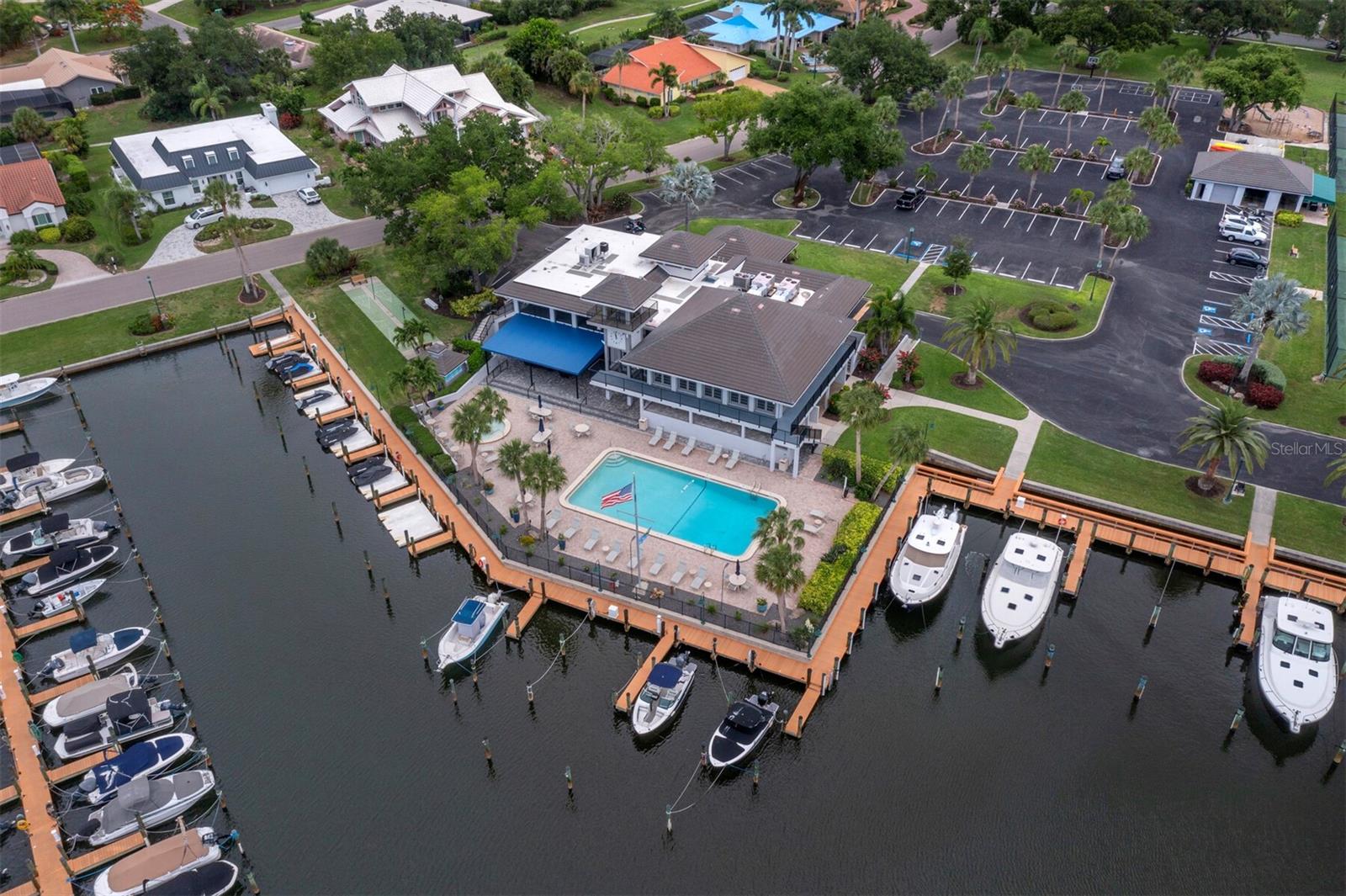 SOUTHBAY YACHT & RACQUET CLUB - Residential