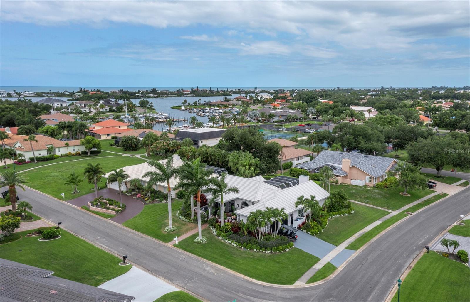 SOUTHBAY YACHT & RACQUET CLUB - Residential