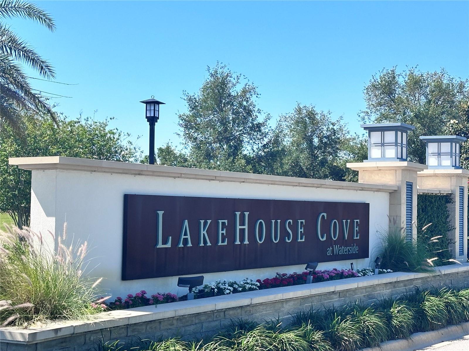 LAKEHOUSE COVE/WATERSIDE PH 3 - Residential