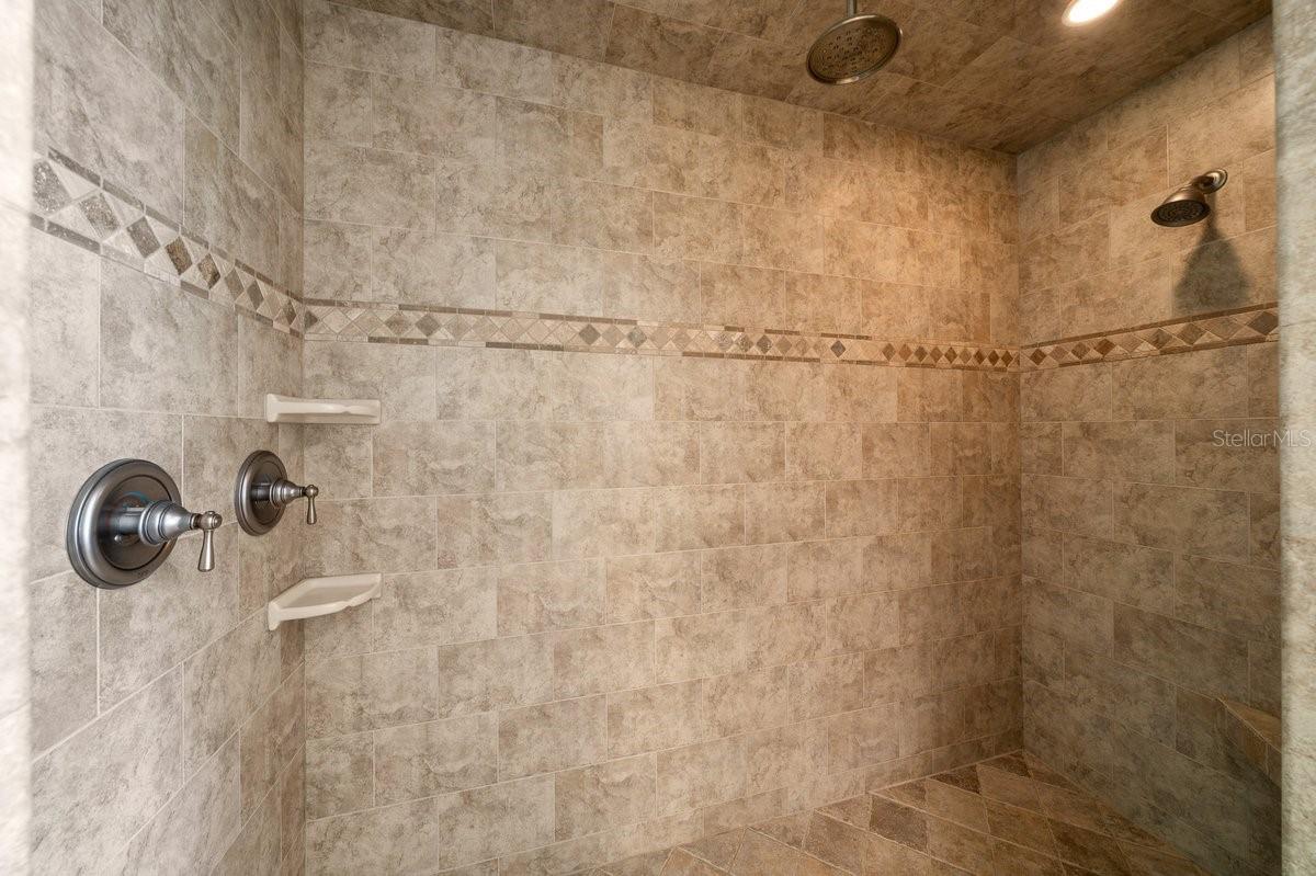 MAGNOLIA FARMS LT 01 PB 50 PG 95-96 ORB 248 - Residential