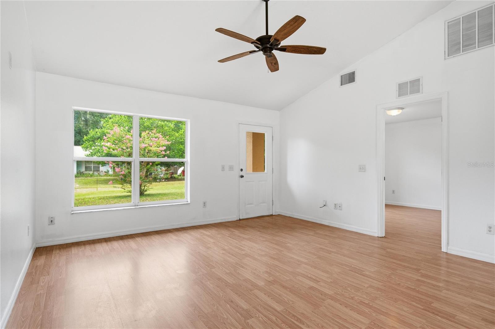 INVERNESS ACRES UNIT 02 AKA INVERNESS VI - Residential