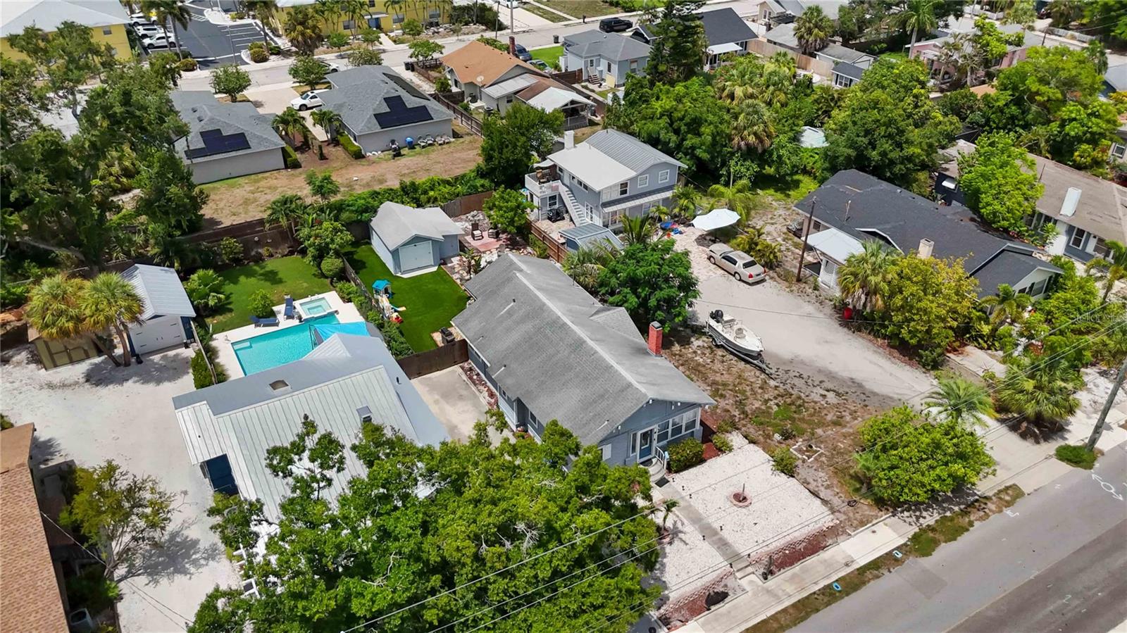 E D SCROGINS SUB - Residential