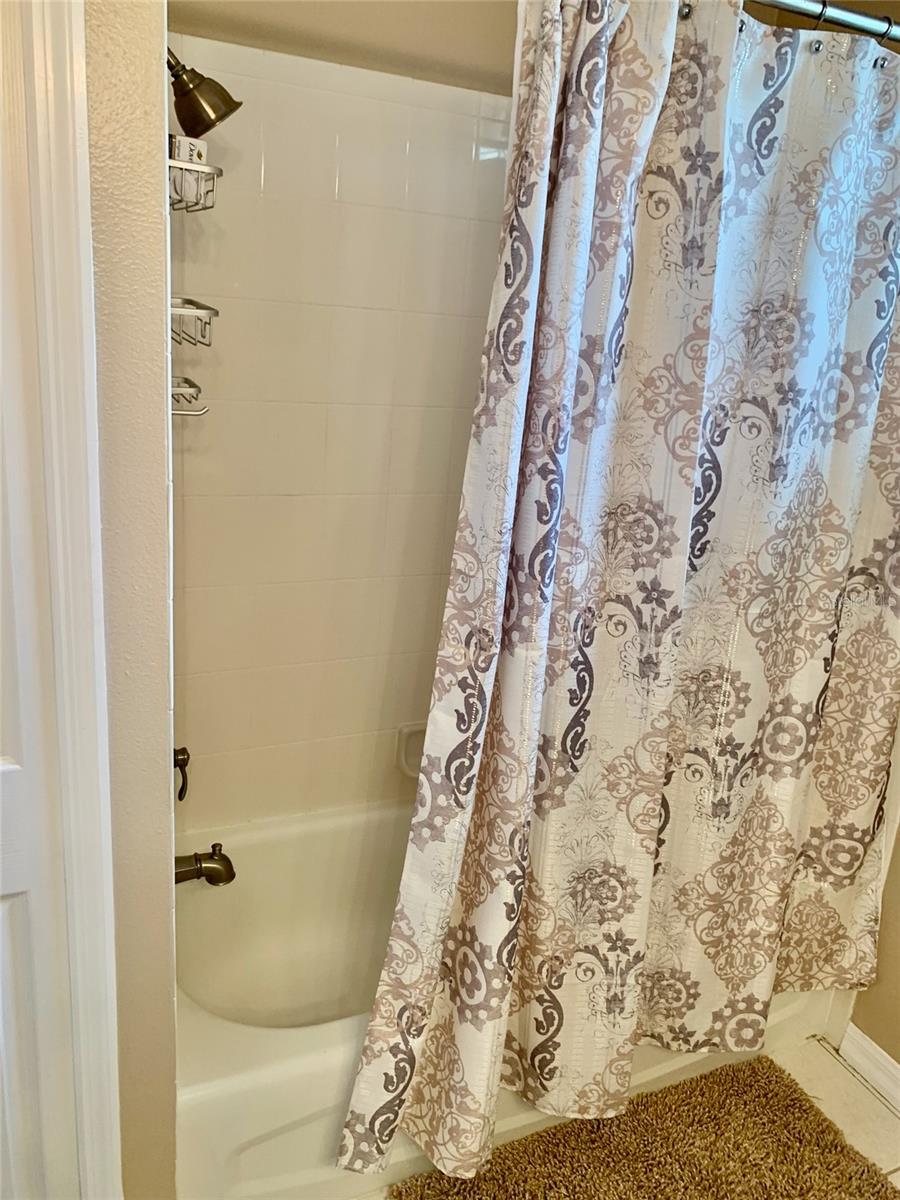 BOBCAT TRAIL - Residential Lease