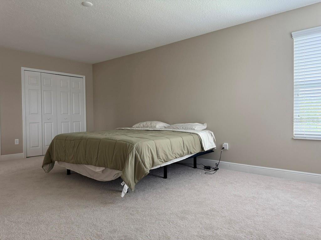 WHISPERING OAKS PRESERVE - Residential