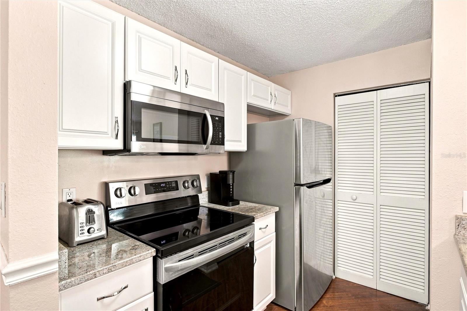 BRIDGEWATER PLACE CONDO - Residential