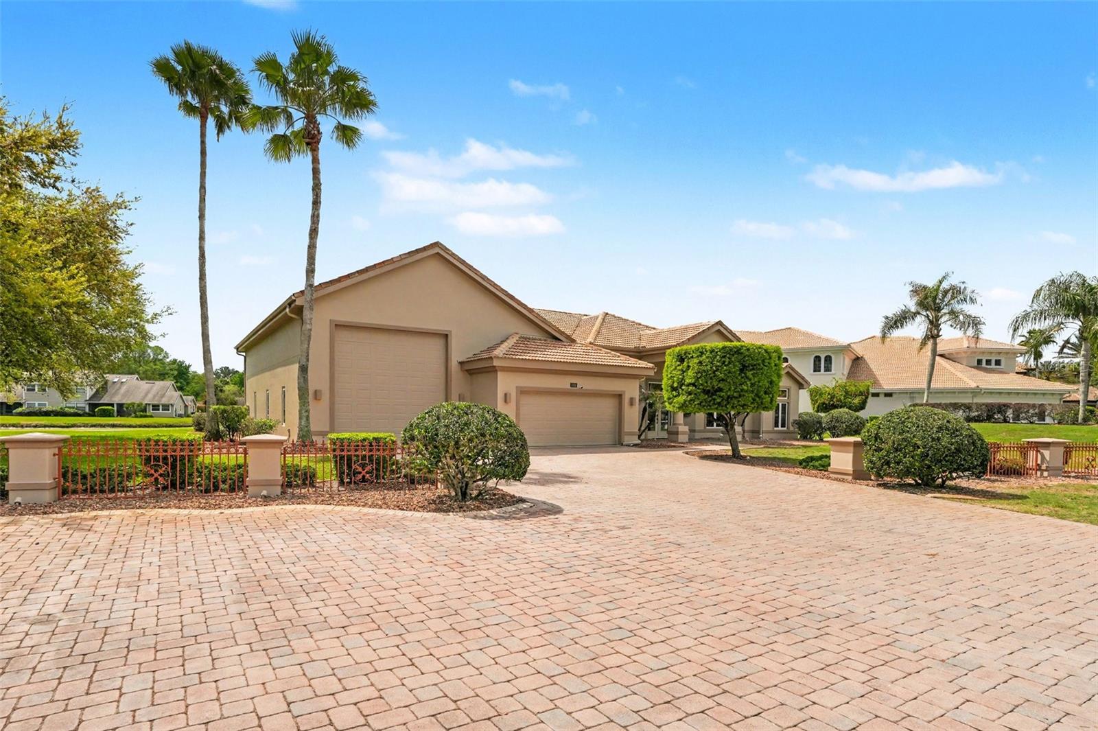 SPRUCE CREEK FLY IN - Residential