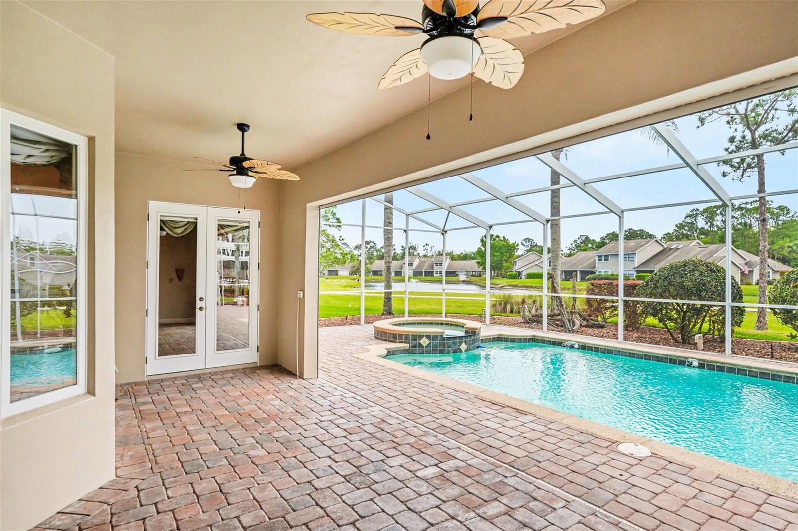 SPRUCE CREEK FLY IN - Residential