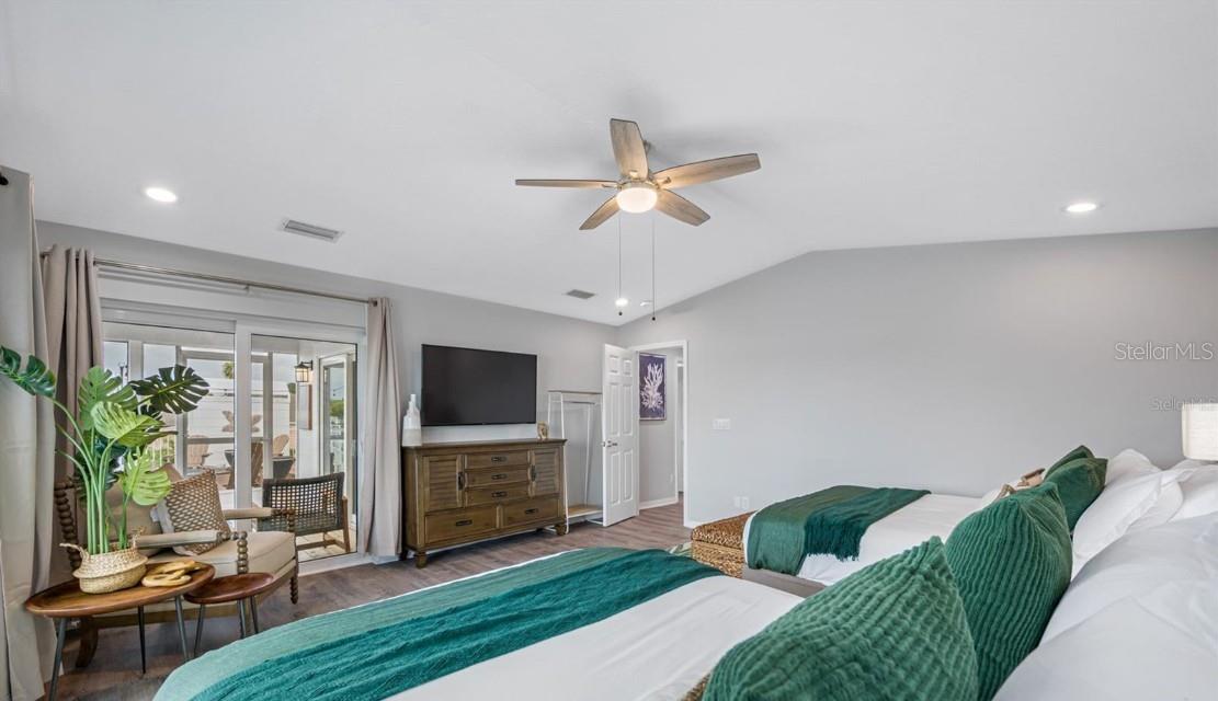 HARBOR HILLS ESTATES - Residential