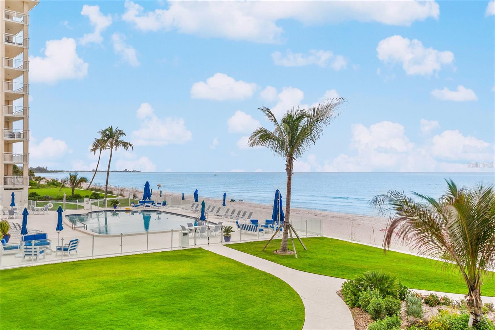 LONGBOAT KEY TOWERS - Residential