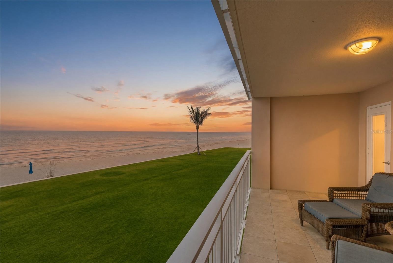 LONGBOAT KEY TOWERS - Residential