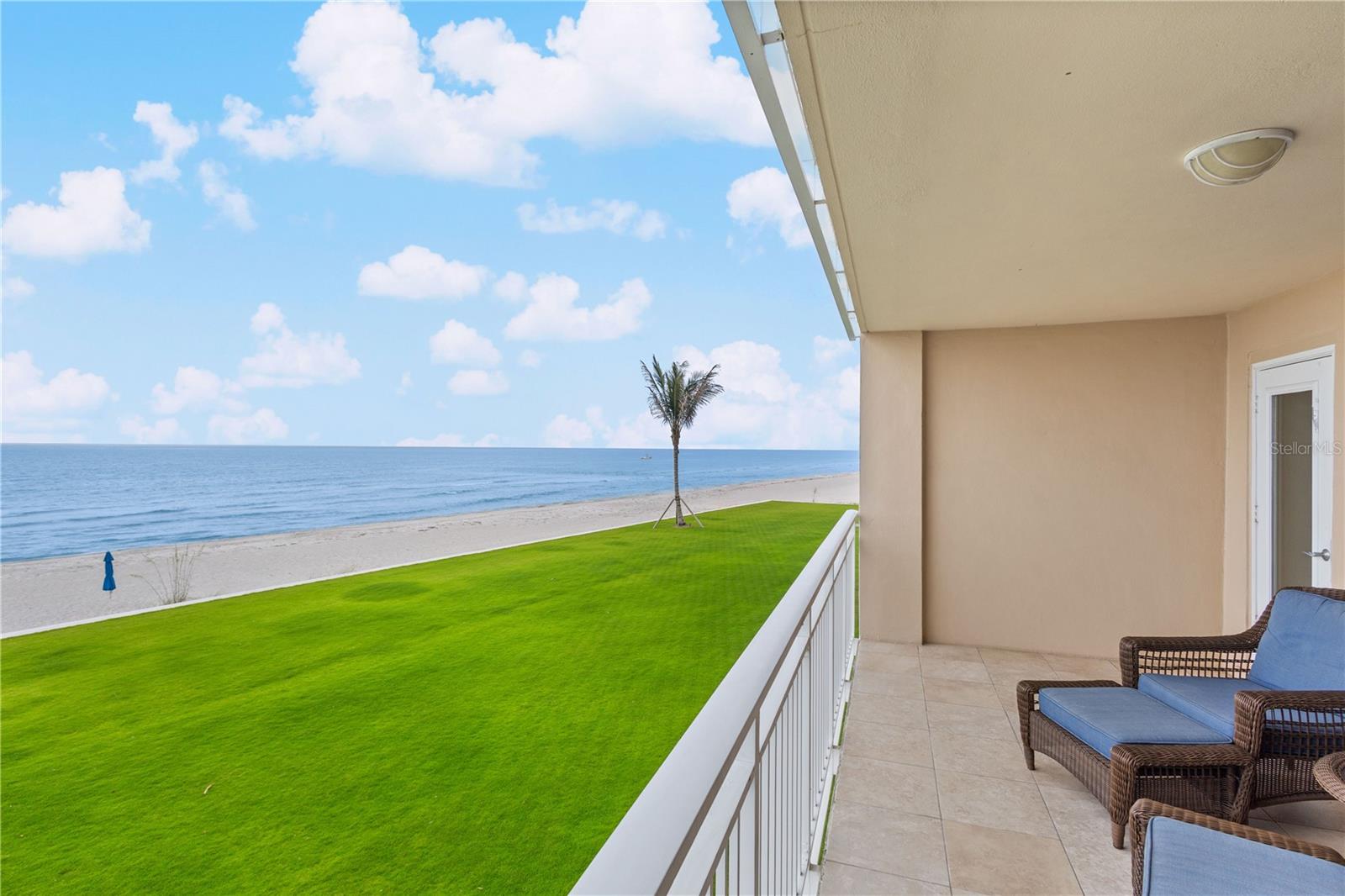 LONGBOAT KEY TOWERS - Residential