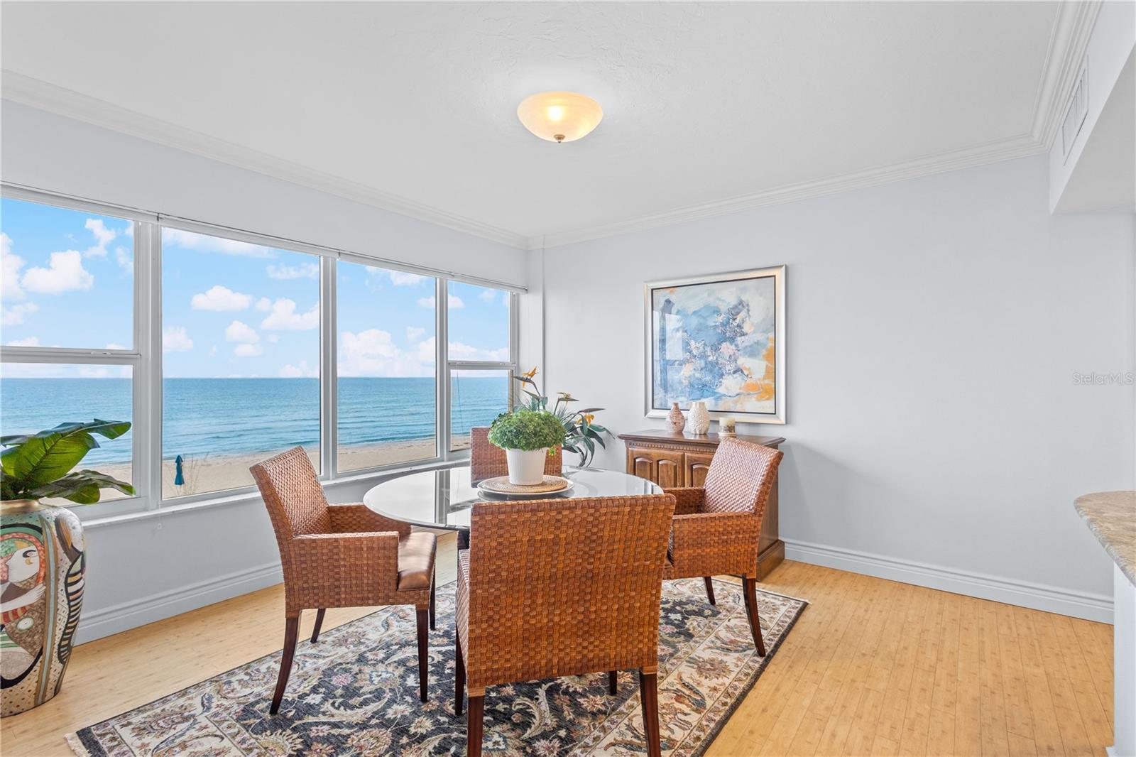 LONGBOAT KEY TOWERS - Residential