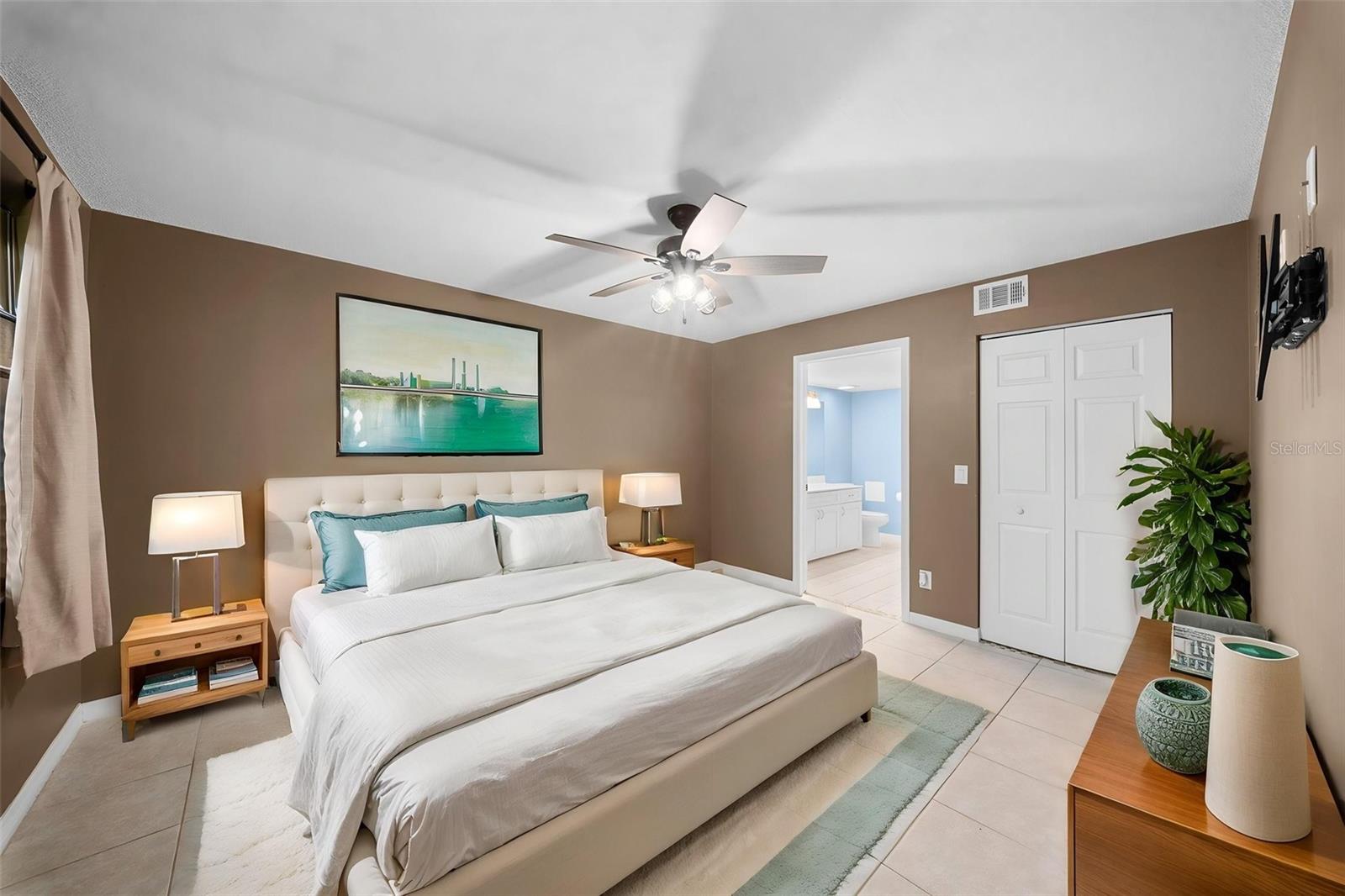 VILLAGES AT EMERALD LAKES FOUR - Residential