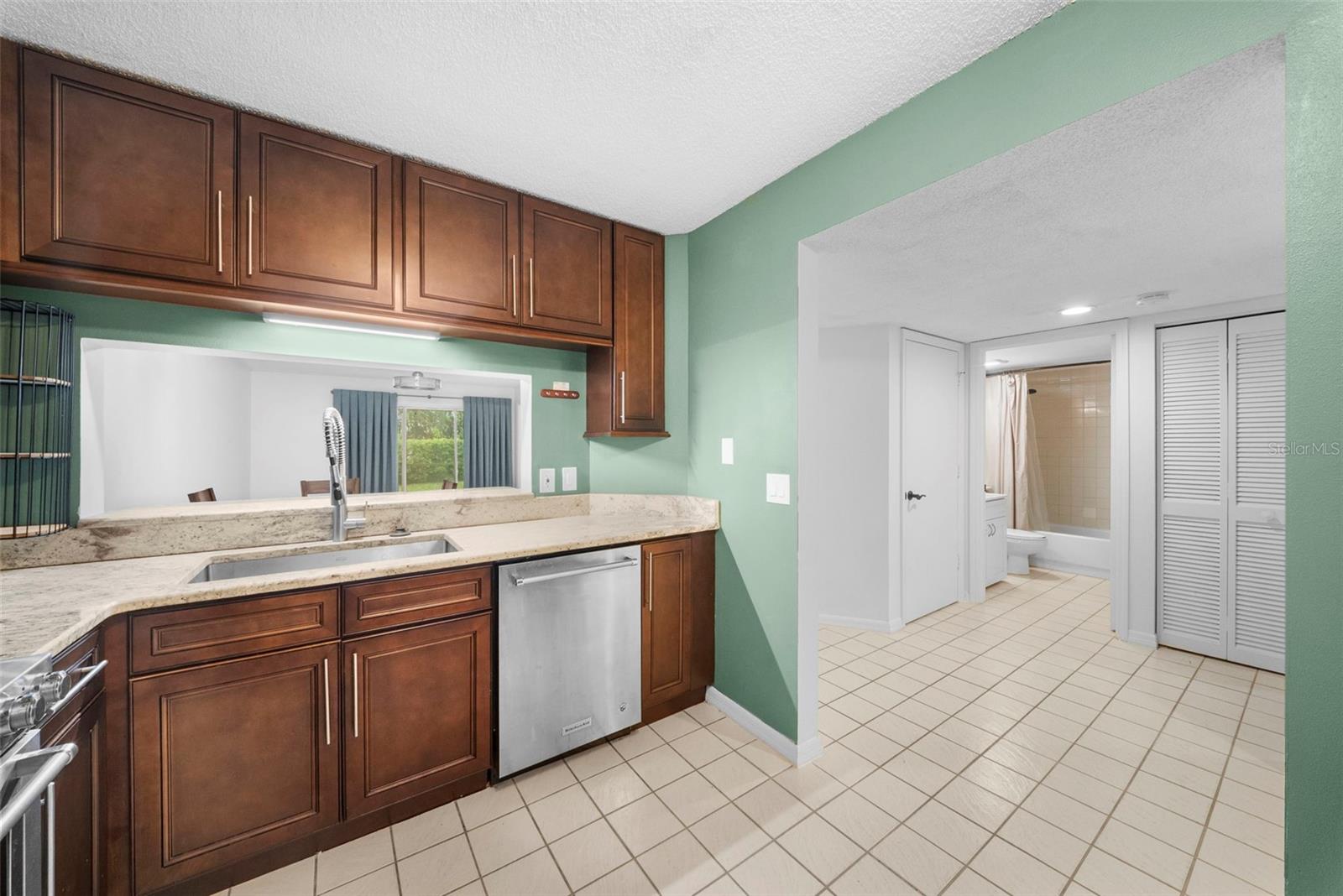 VILLAGES AT EMERALD LAKES FOUR - Residential