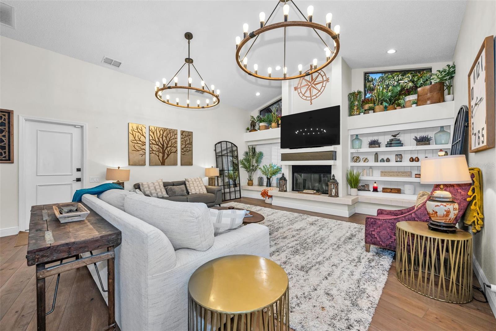 BELLE MEADE - Residential