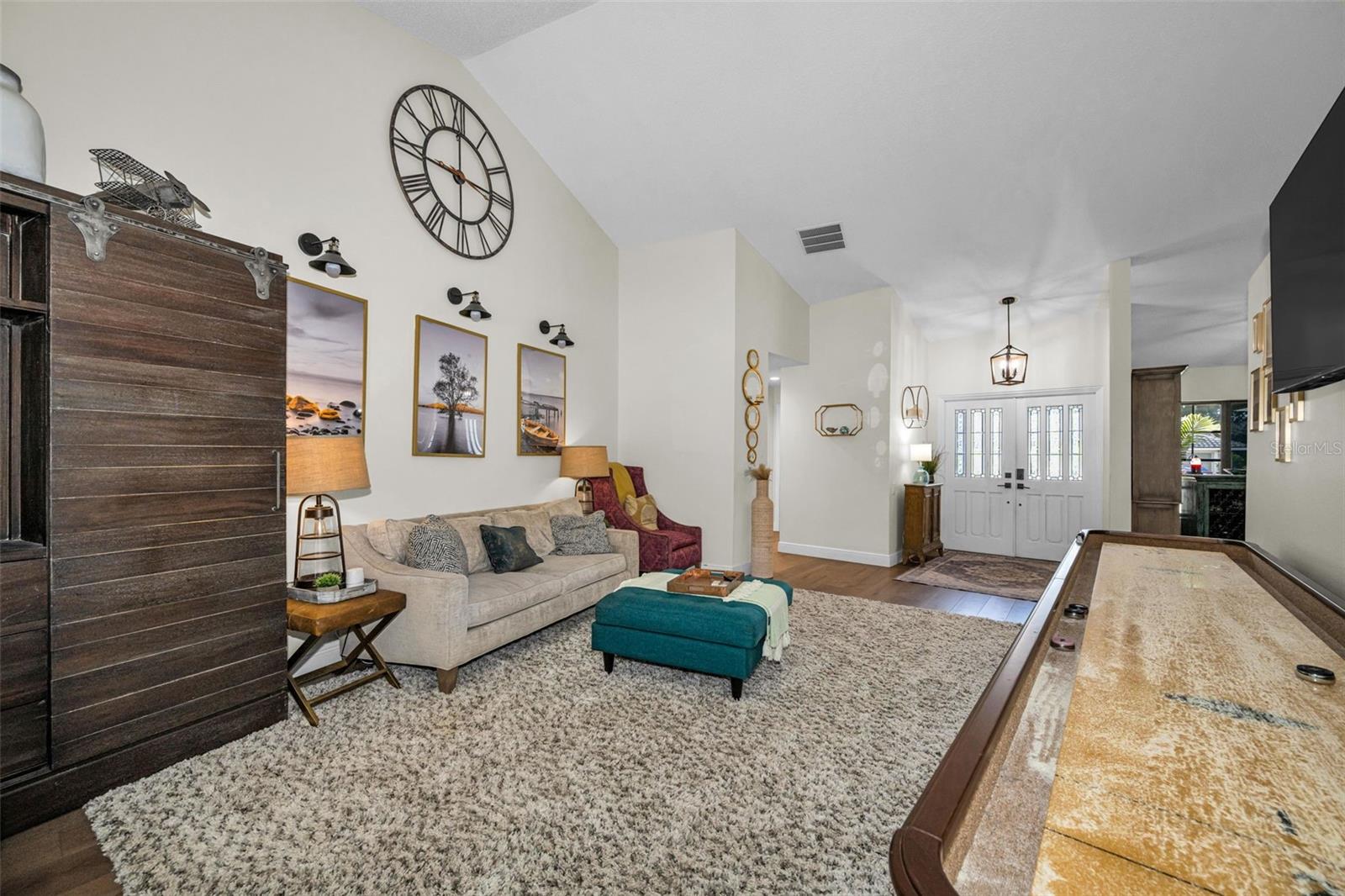BELLE MEADE - Residential