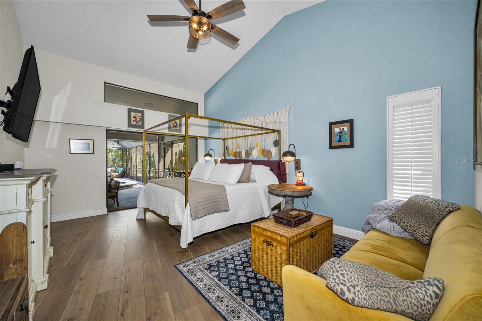 BELLE MEADE - Residential