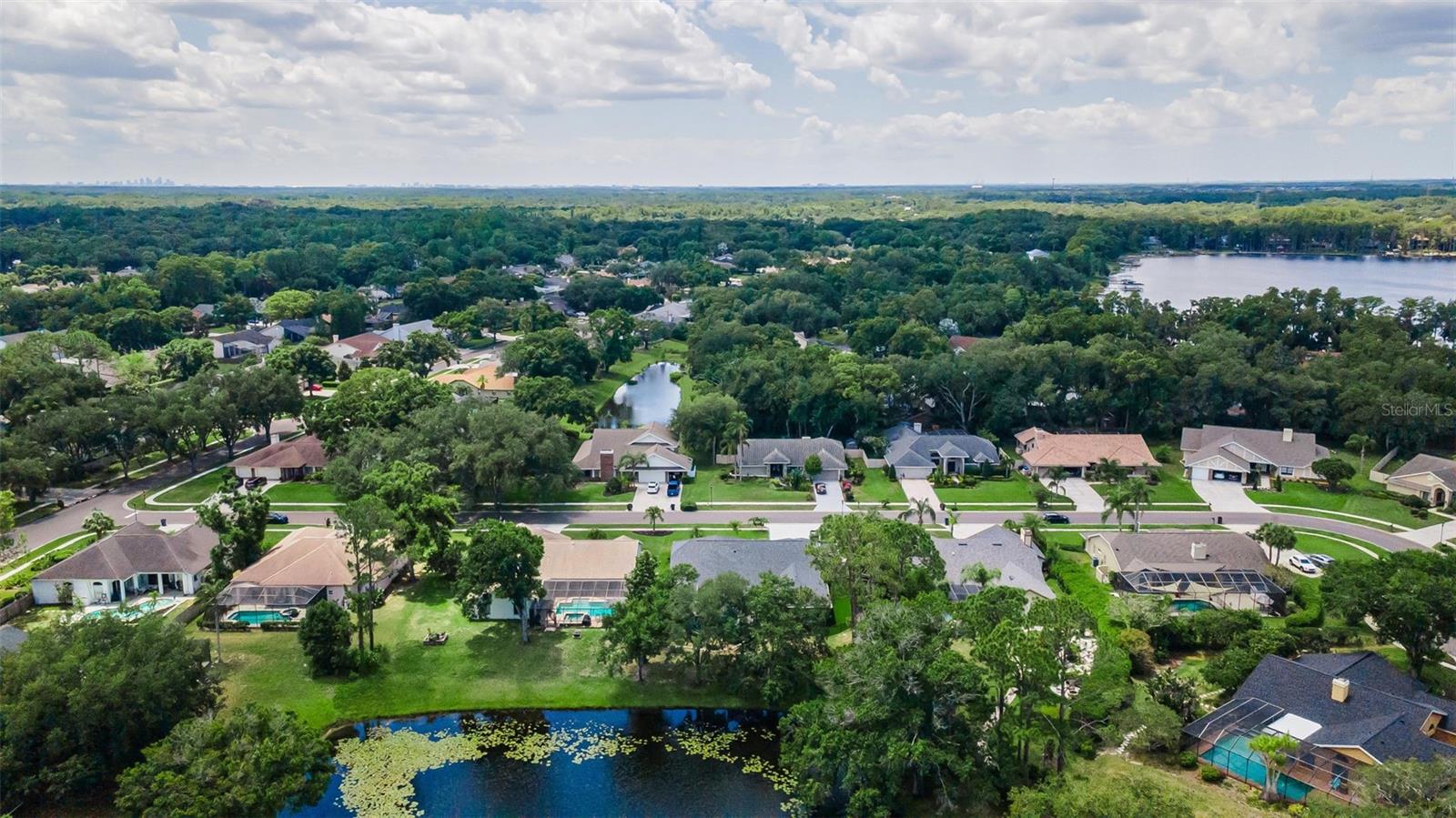 BELLE MEADE - Residential