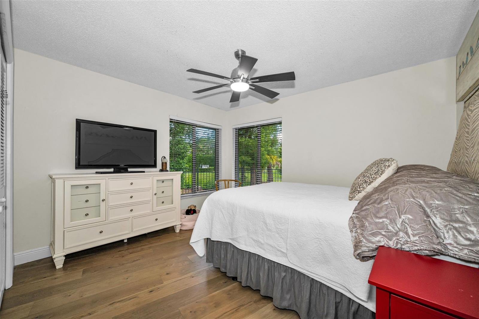 BELLE MEADE - Residential