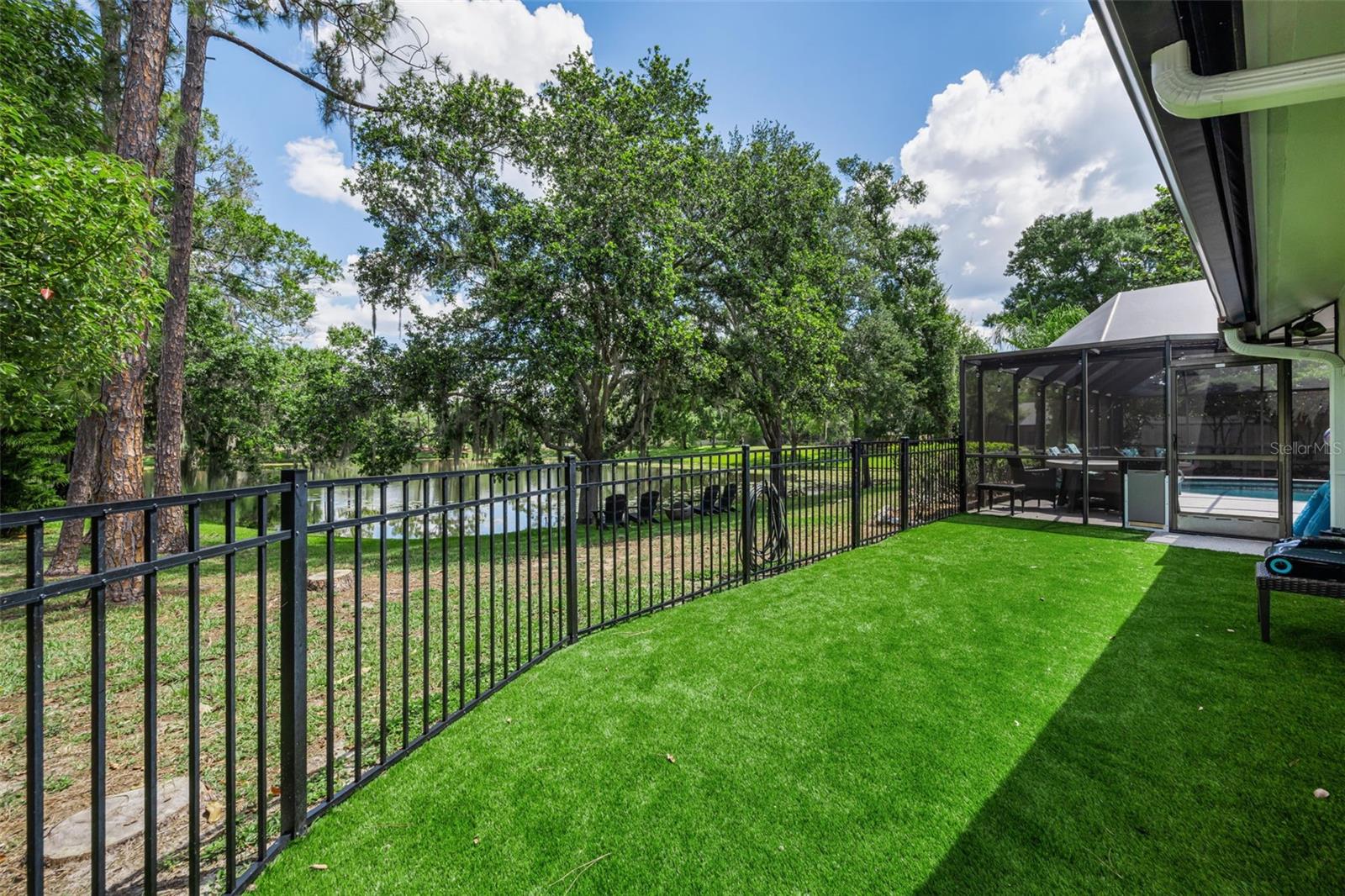 BELLE MEADE - Residential