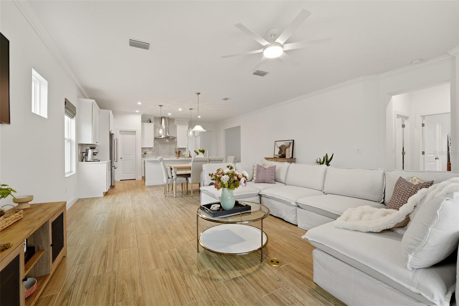 MORGANS GLEN PH IA, IB, IC, IIA & IIB - Residential Lease