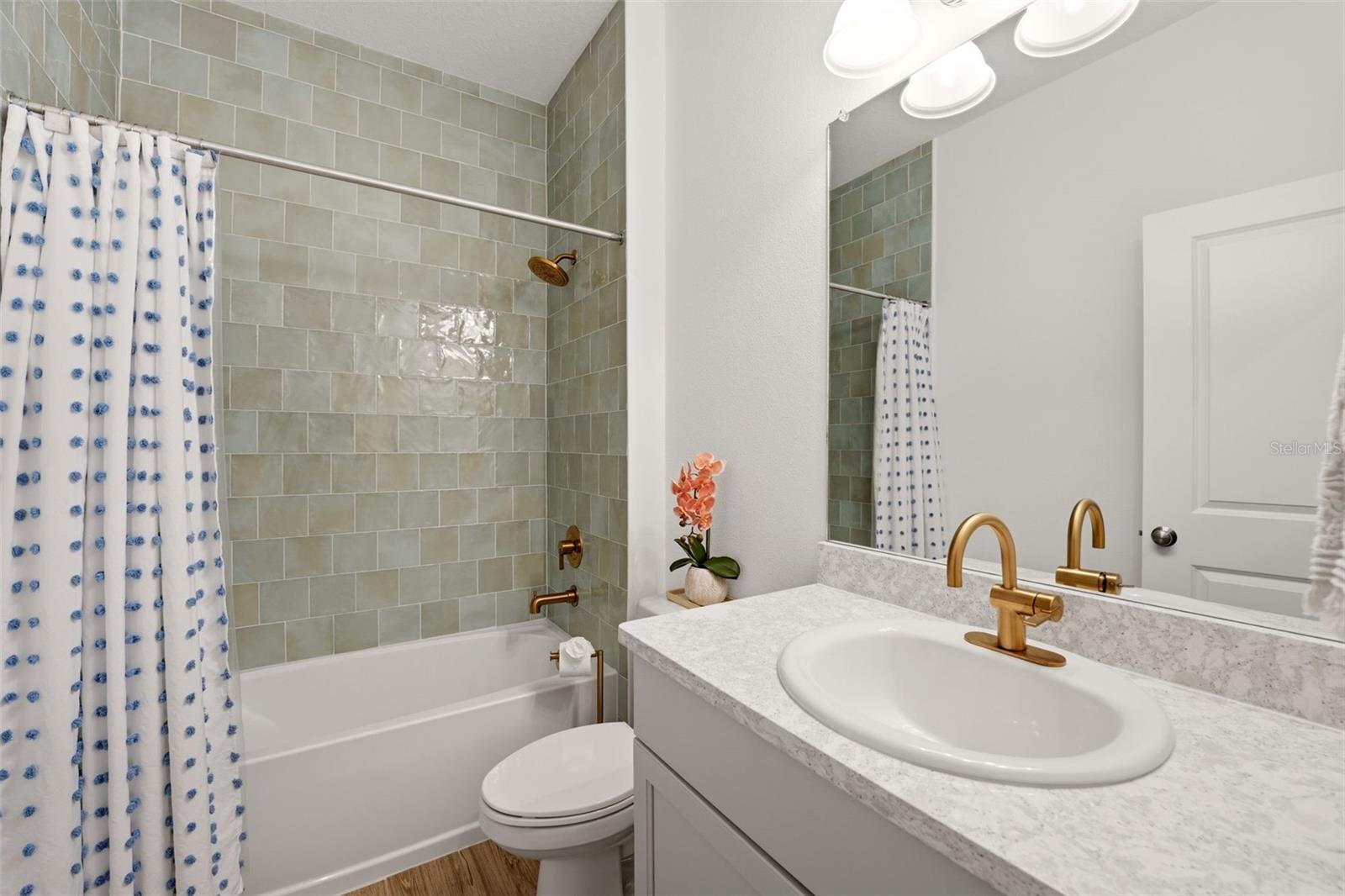 MORGANS GLEN PH IA, IB, IC, IIA & IIB - Residential Lease