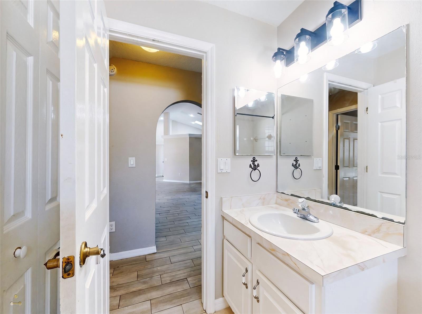 OCALA WATERWAY / KINGSLAND COUNTRY ESTATES - Residential