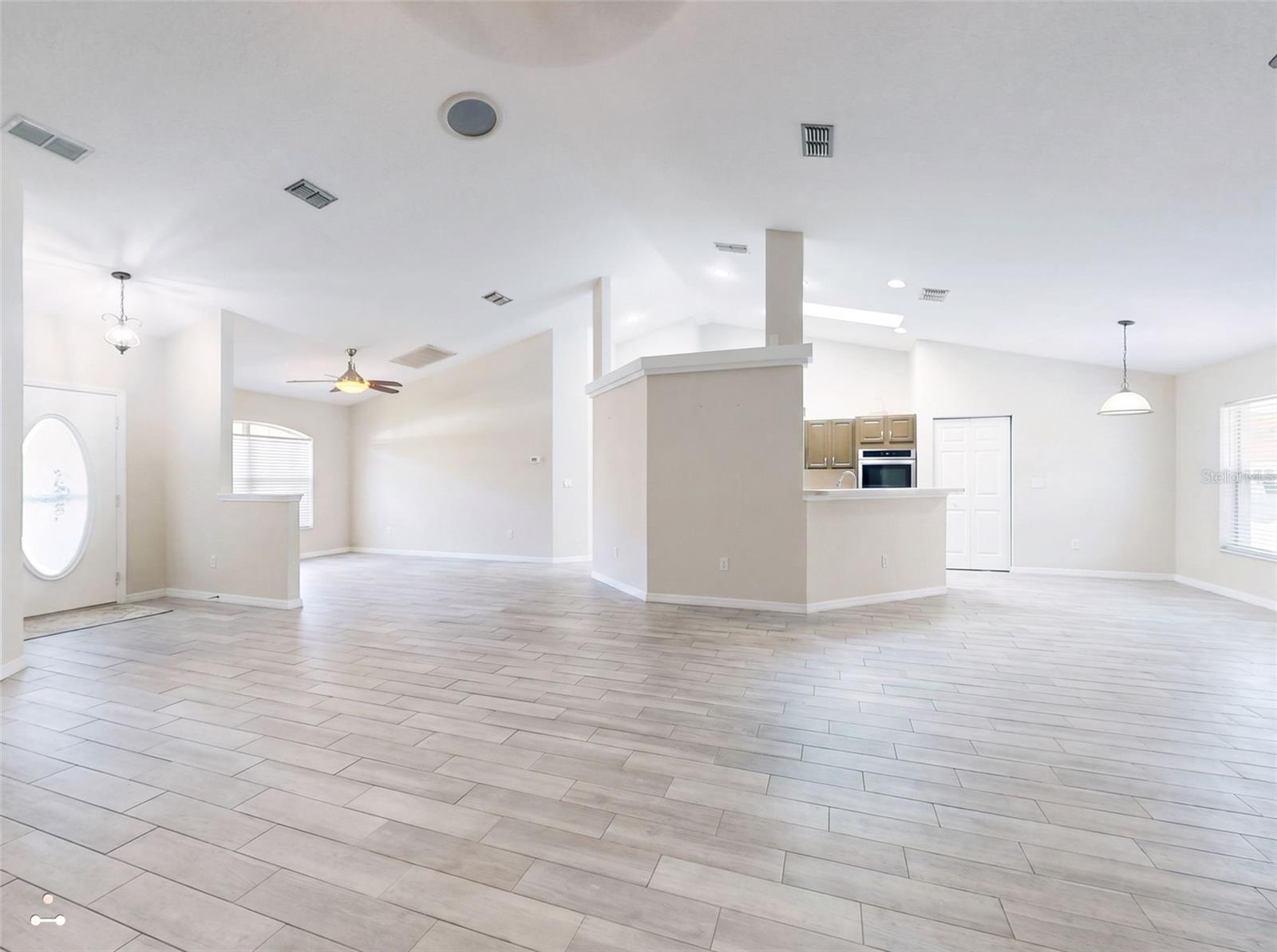 OCALA WATERWAY / KINGSLAND COUNTRY ESTATES - Residential