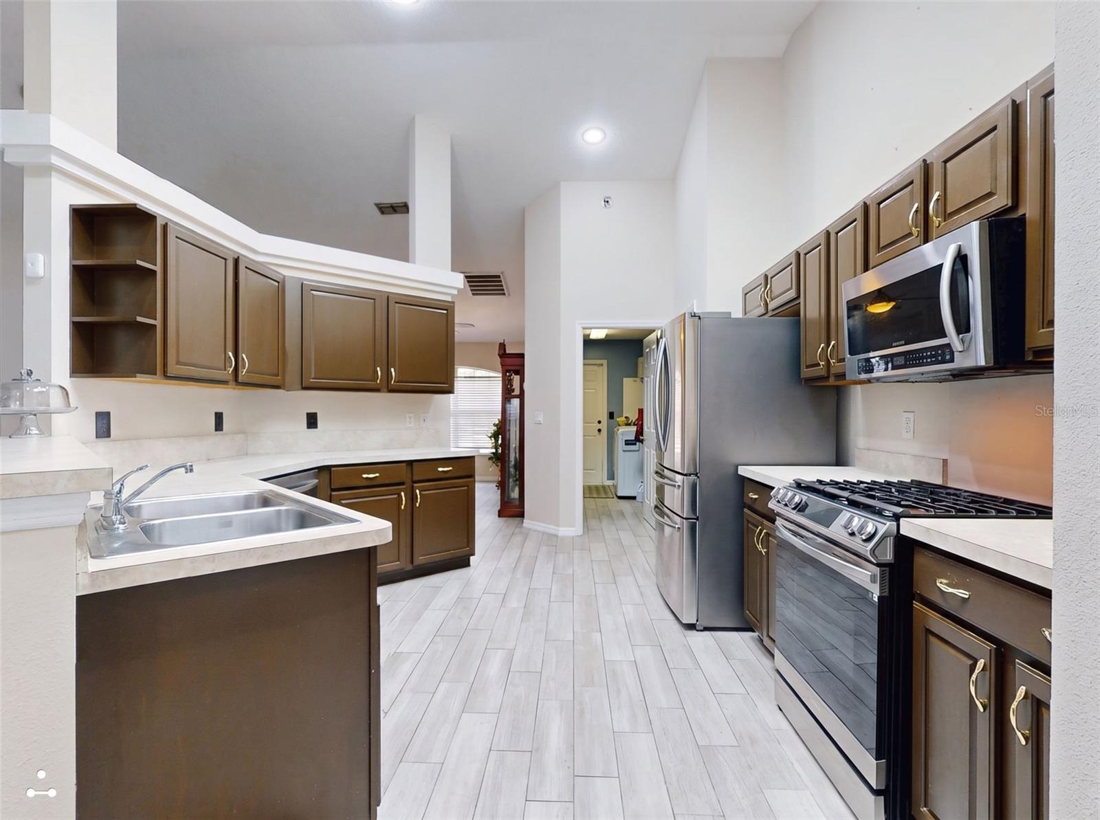 OCALA WATERWAY / KINGSLAND COUNTRY ESTATES - Residential