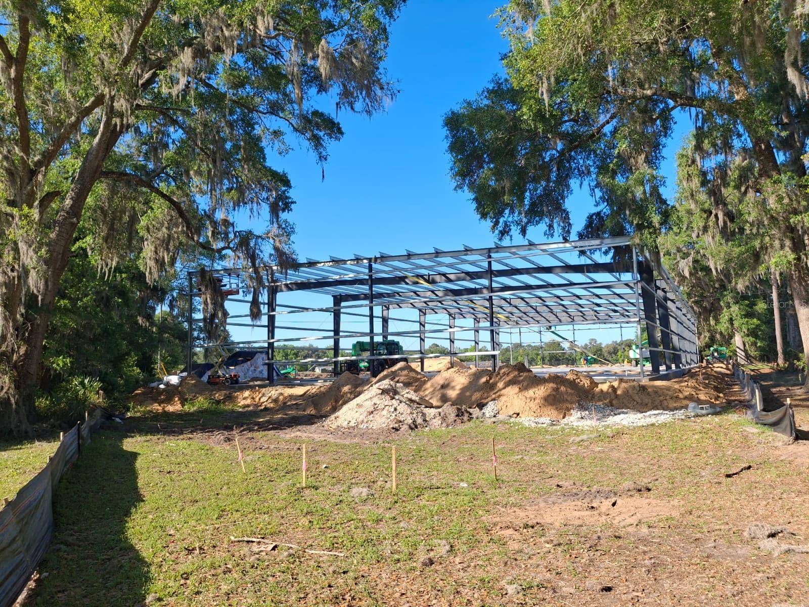 TOWN/BELLEVIEW - Commercial Sale