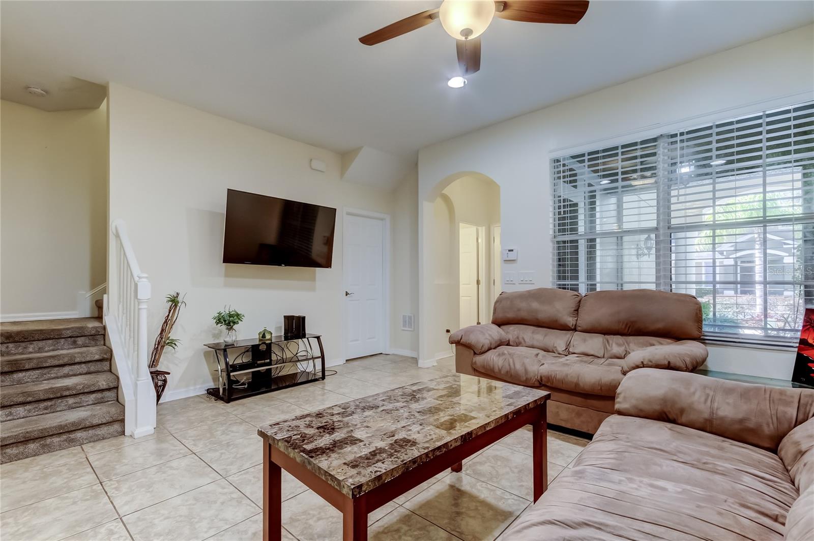 SOUTH HAMPTON - Residential