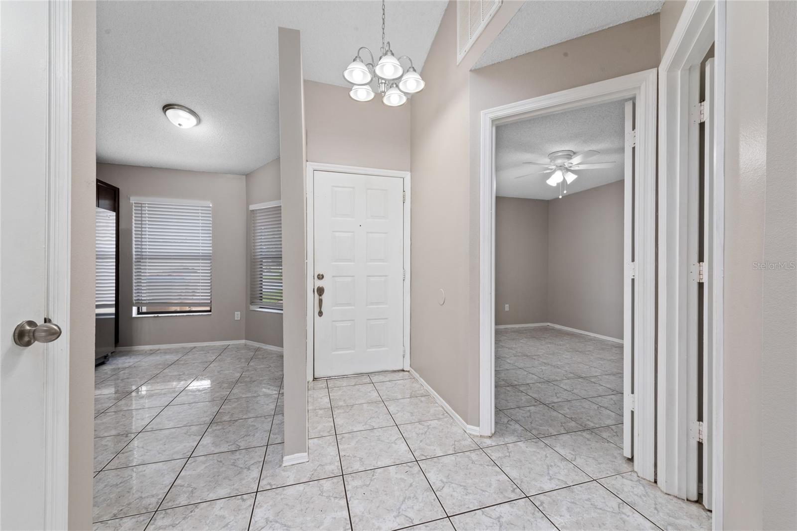 BVL LAKEPOINTE TWNHMS - Residential Lease