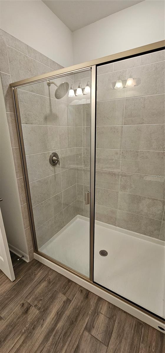 SIENNA PARK TWNHMS/UNIVERSITY - Residential Lease