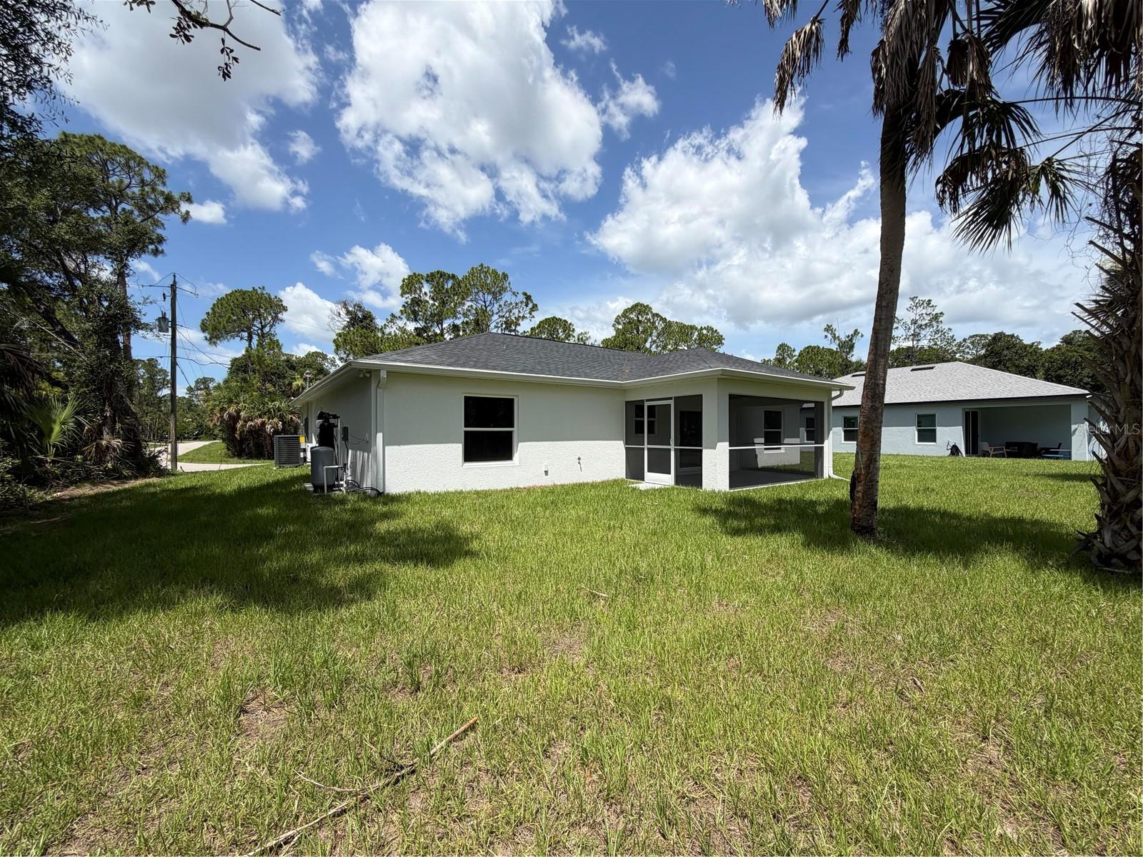1570 - PORT CHARLOTTE SUB 24 - Residential