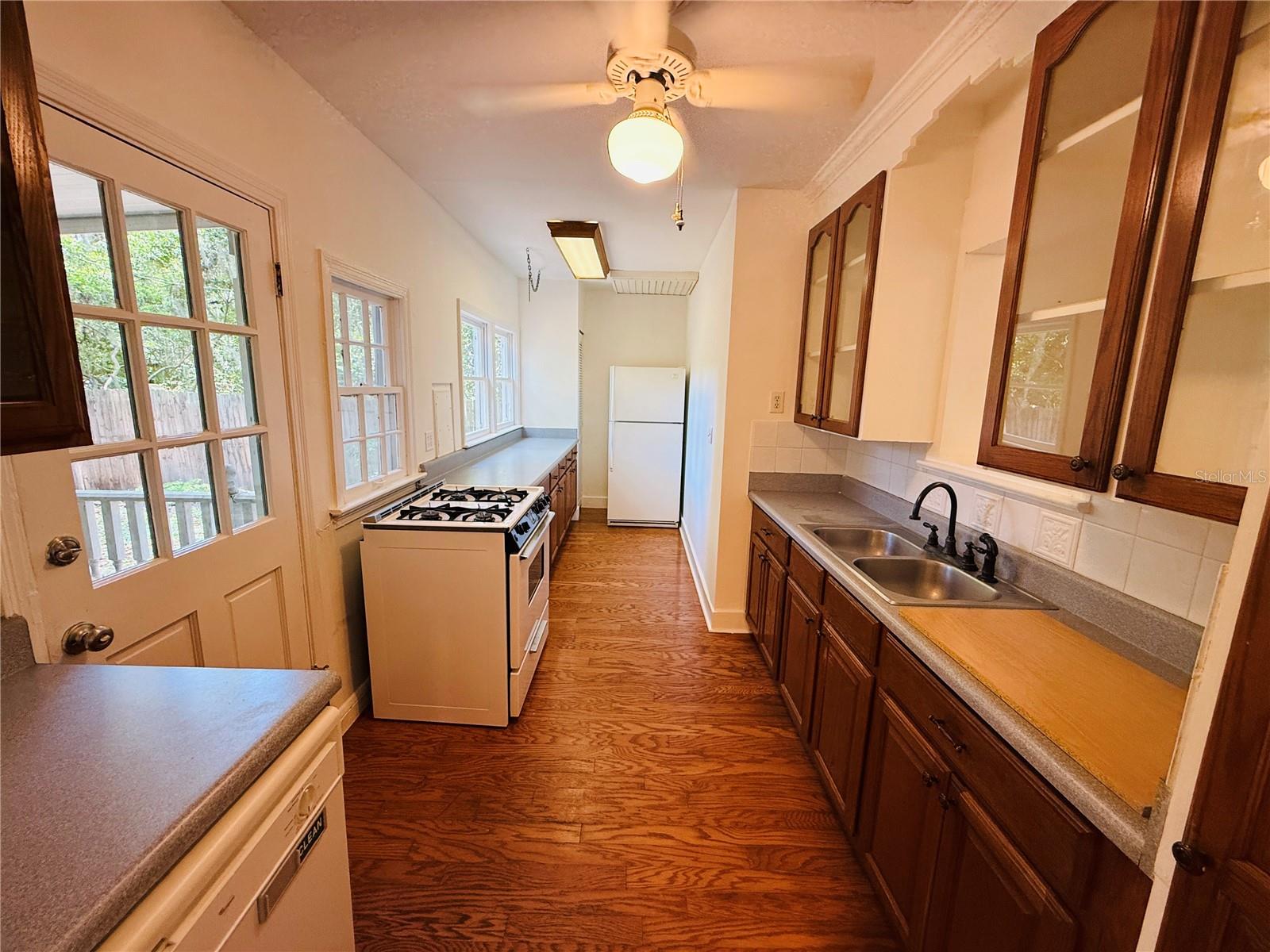 GAINESVILLE ELLIOTT & LENGLE ADD - Residential
