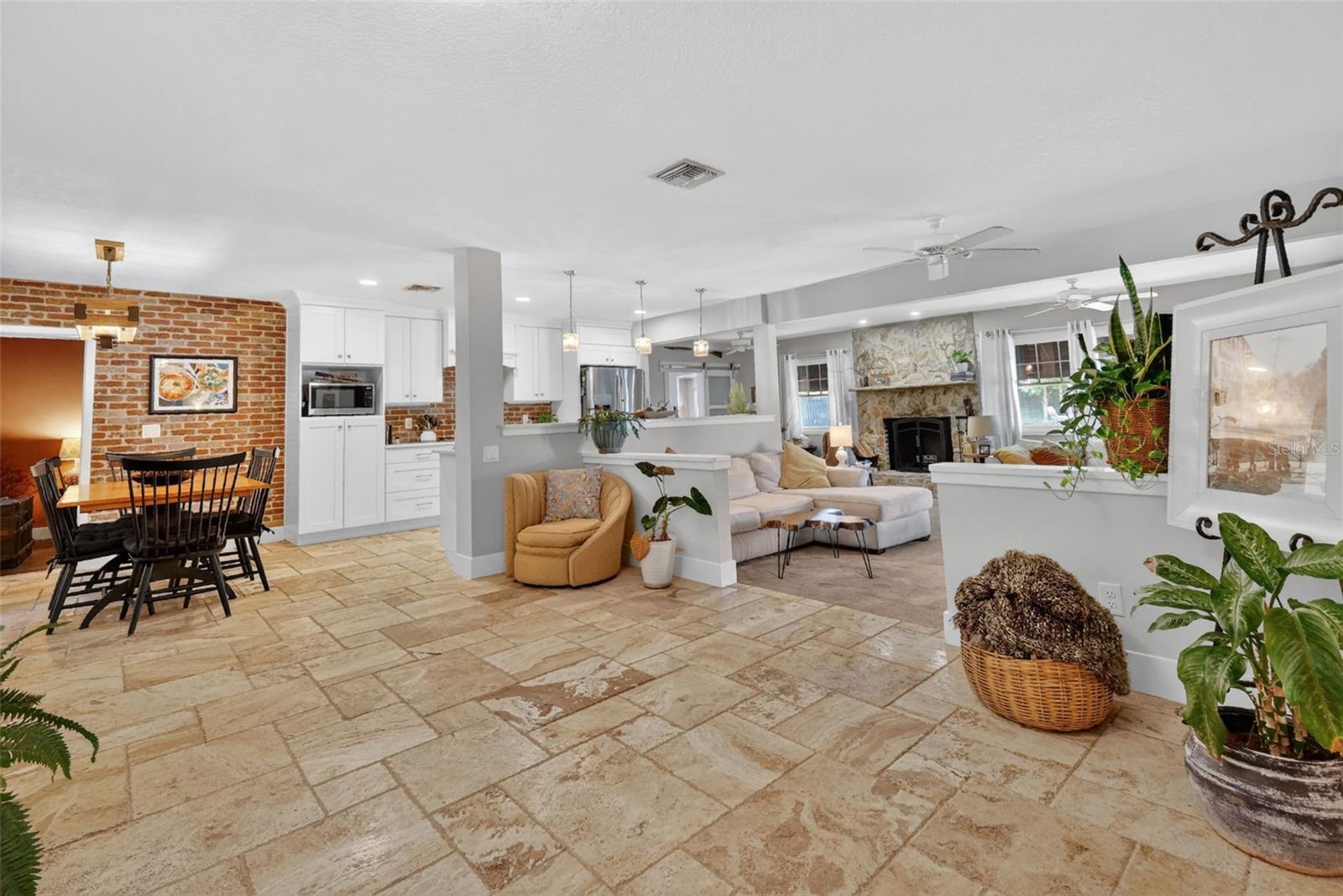 MOUNT DORA ORANGE HILL - Residential