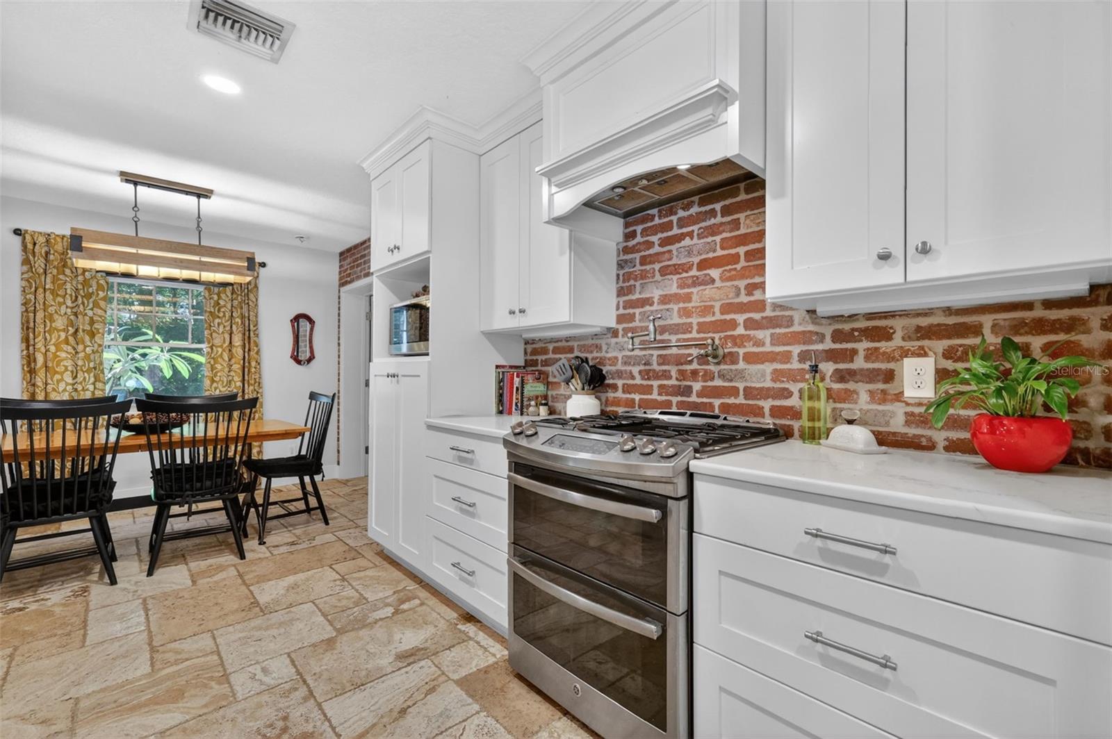 MOUNT DORA ORANGE HILL - Residential