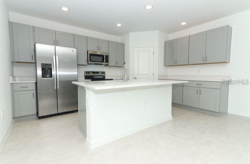 MARION CREEK ESTATES - Residential