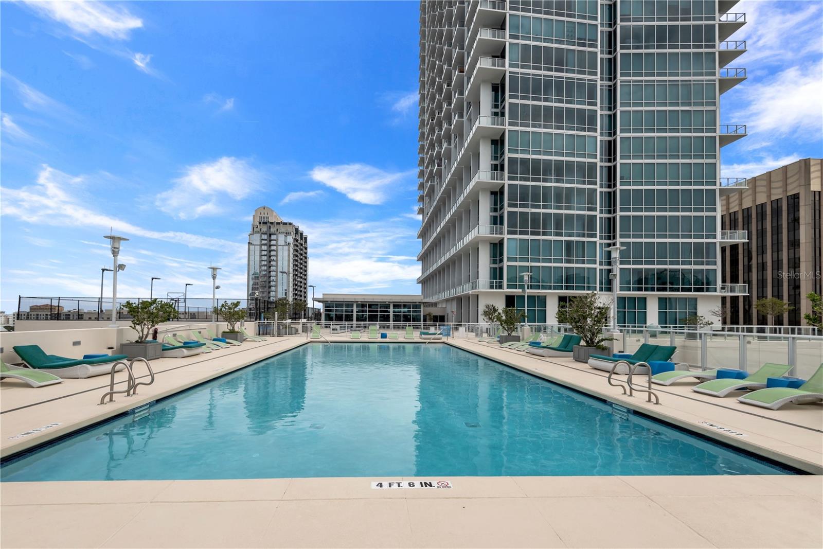 VUE/LK EOLA - Residential