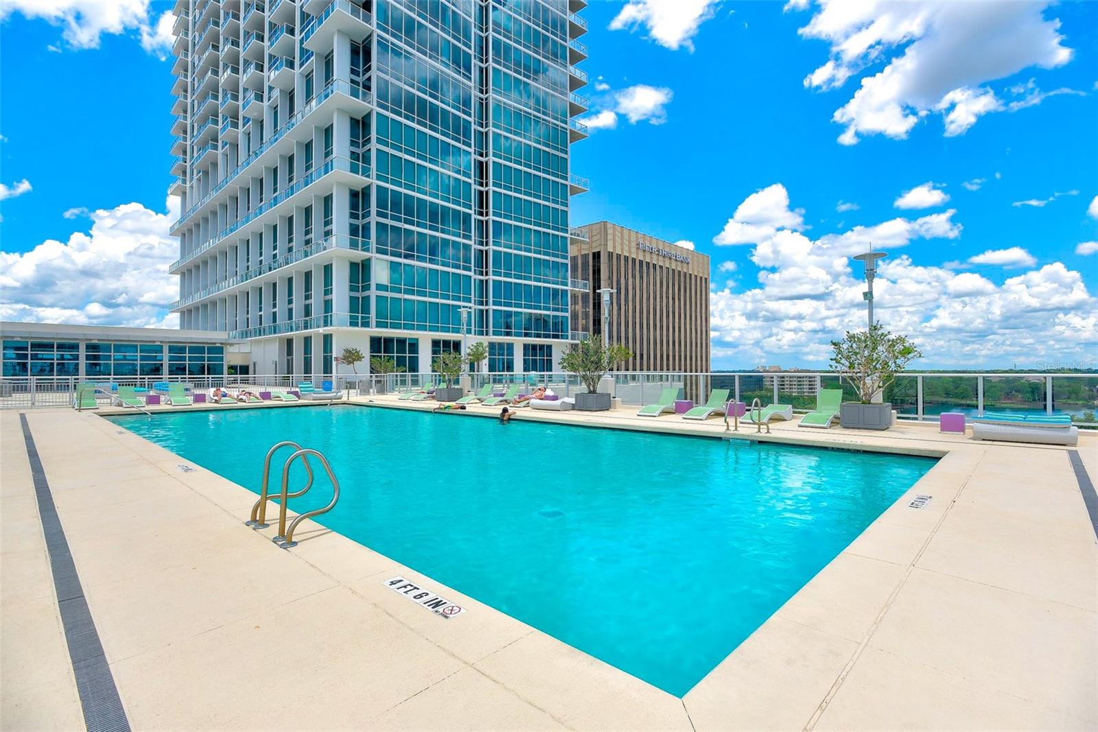 VUE/LK EOLA - Residential