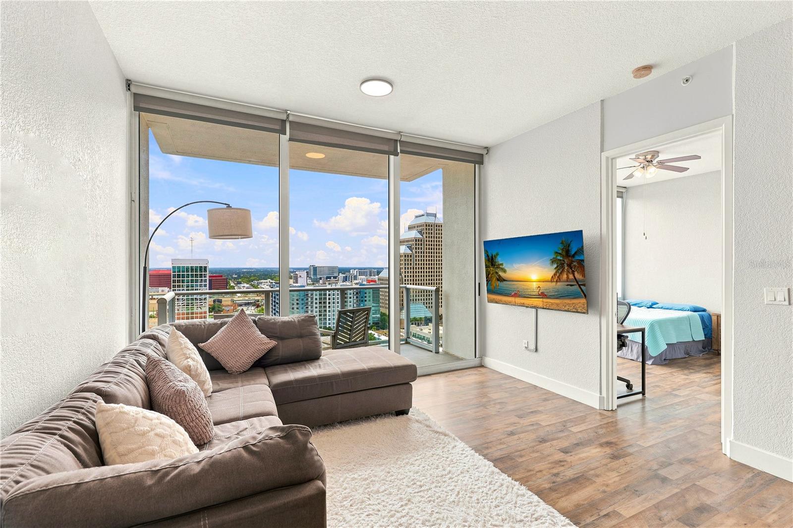 VUE/LK EOLA - Residential