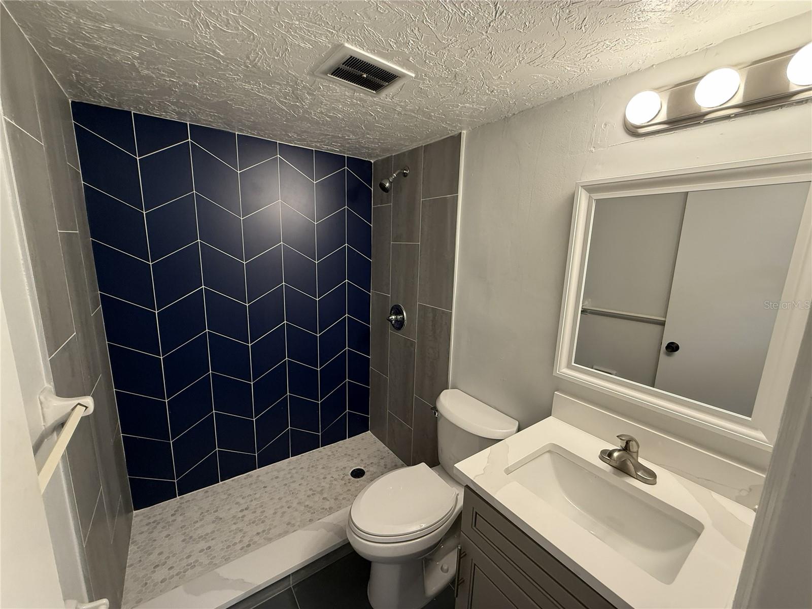 CONCORD PARK ADD - Residential Lease