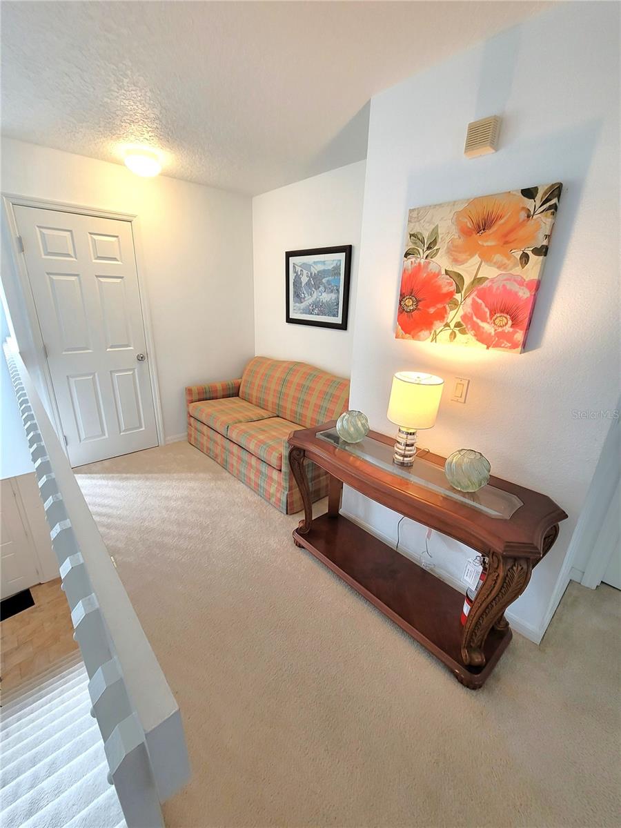 HIGHGATE PARK PH 01 - Residential Lease