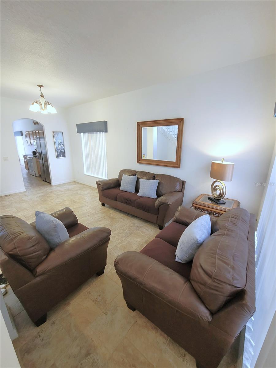 HIGHGATE PARK PH 01 - Residential Lease