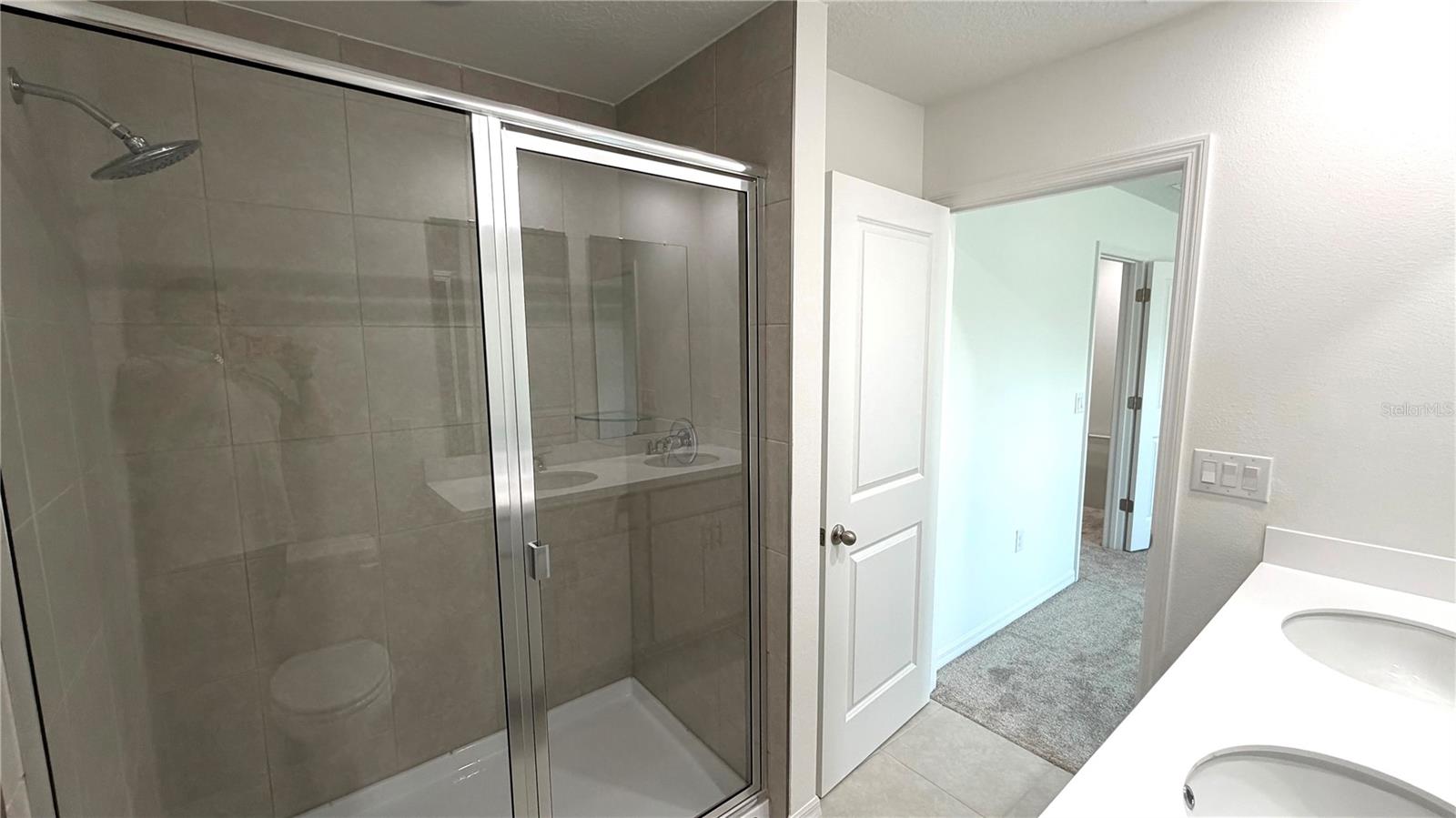 EDEN CREST TOWNHOMES - Residential Lease